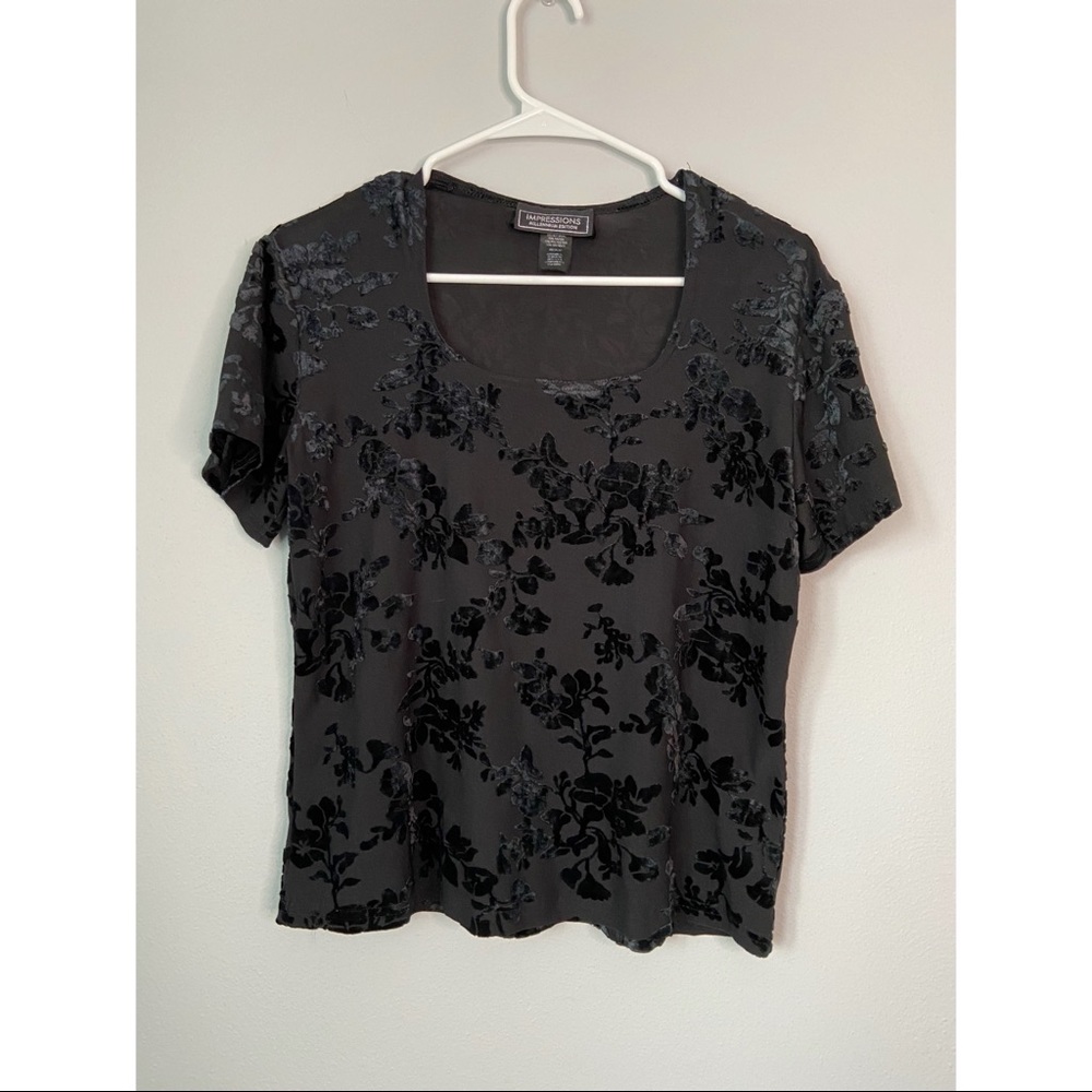 Vintage velour floral crop top
